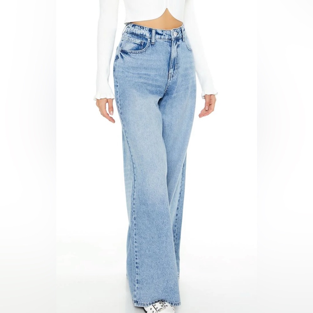 Forever 21 Los Angeles Medium Wash Wide Jeans Size 31

US 31
EU 46